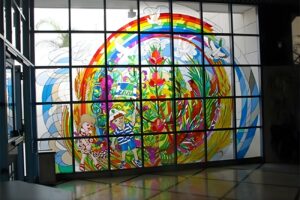 יצירת ויטראז' כניסה למתנס בשיתוף עם קק"ל